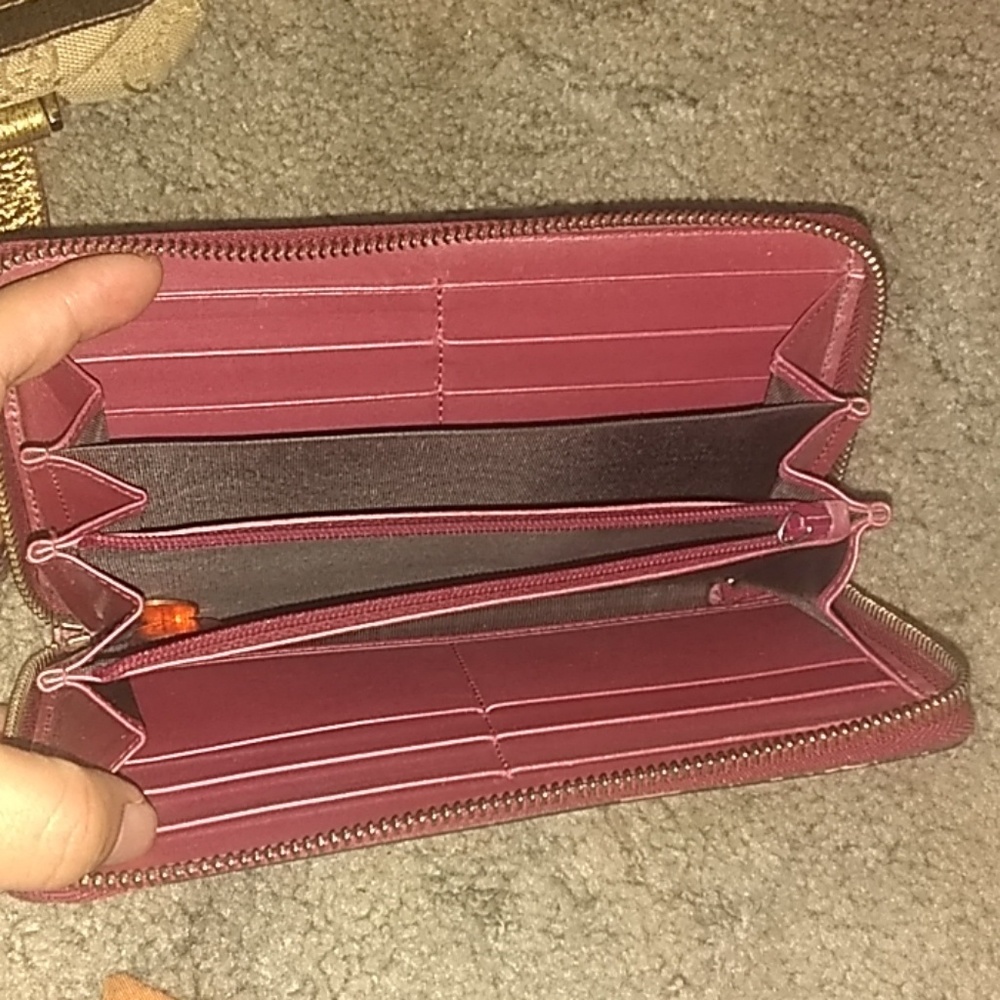 Gucci wallet